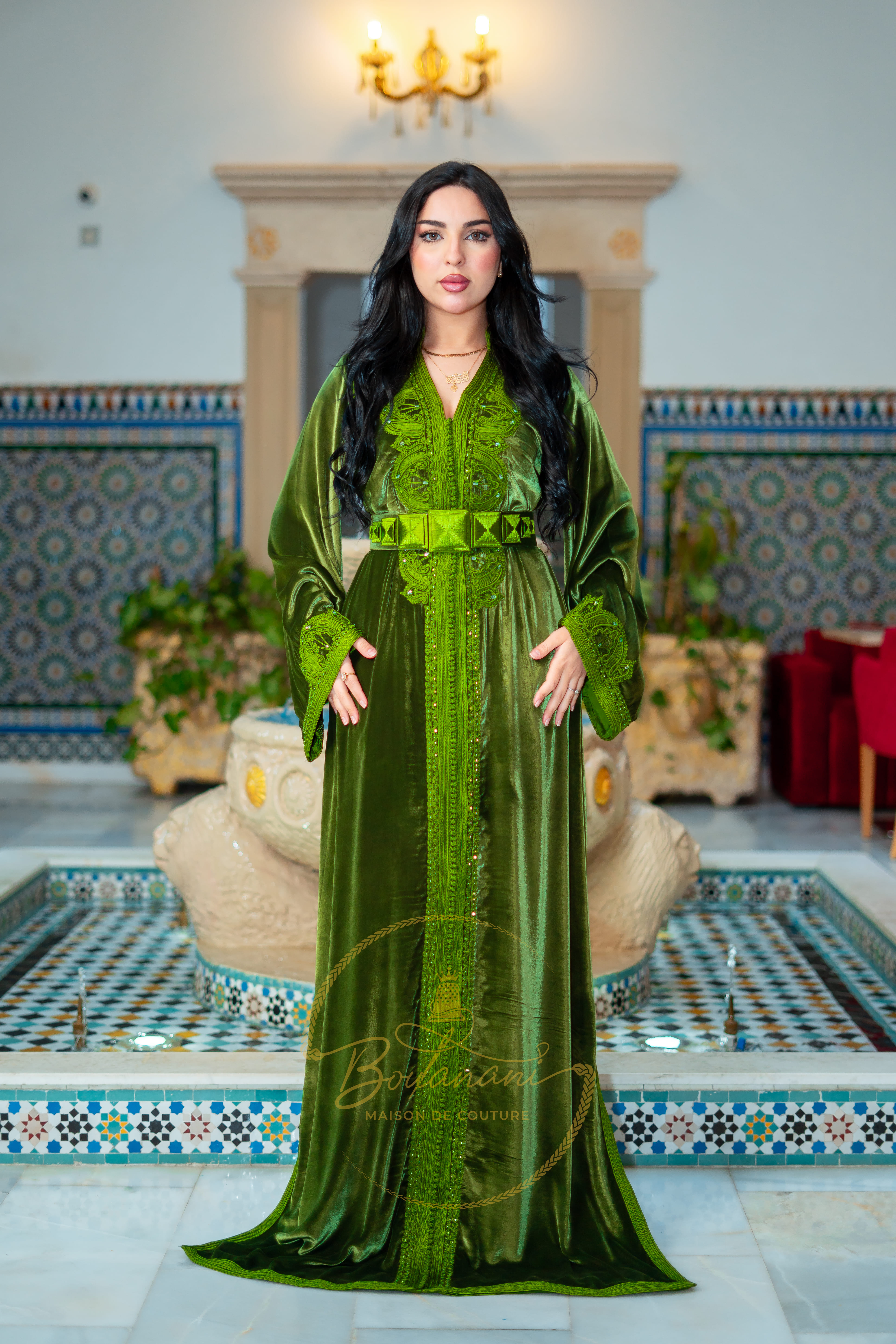 Caftan Ceinturé Vert Olive en Velours